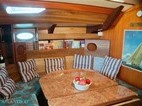 The sitting room of 'ATLANTIS 43'